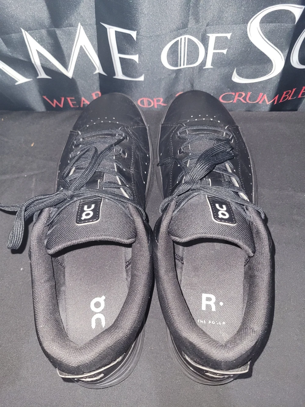 On Roger Advantage Men's Cloudnova Black Casual Sneaker
